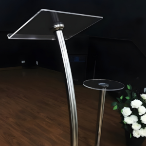 Púlpito Curvo em Aço Inox e Acrílico Cristal