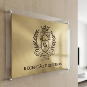 PAINEL EM ACRÍLICO Modelo PN02  - Placa Simples com aplicação de adesivo ou gravação