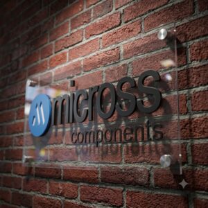 PAINEL EM ACRÍLICO Modelo PN05  - Placa com aplicação de logotipo em relevo recortado em acrílico sistema a laser