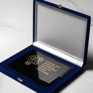 PLACA DE HOMENAGEM Modelo HM 06  - Placa em Acrílico com Gravação colocada em Estojo de Veludo